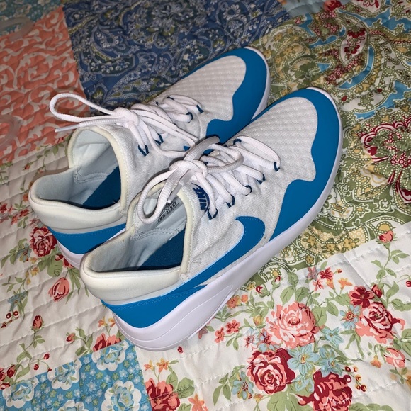 Nike Shoes - WMNS NIKE AIR MAX SASHA Nike Shoes - WMNS NIKE AIR MAX SASHA